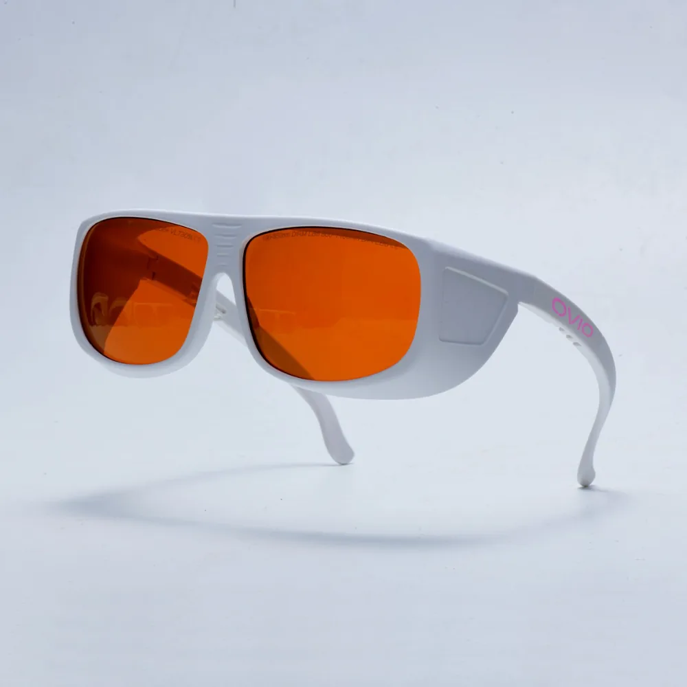 OVIO Nd:YAG Q-Switched 532/1064 nm — orange lens, side view