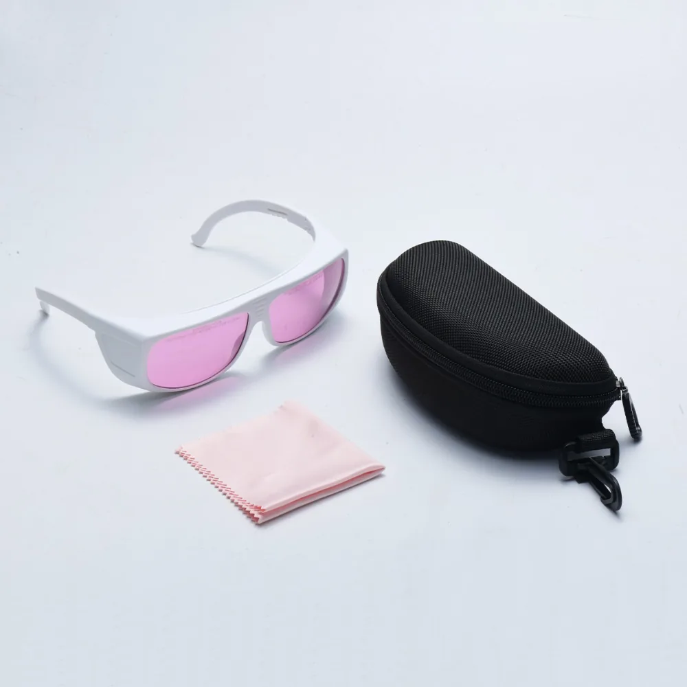 The OVIO kit with pink lenses: glasses, black hard zip case and pink microfibre cloth